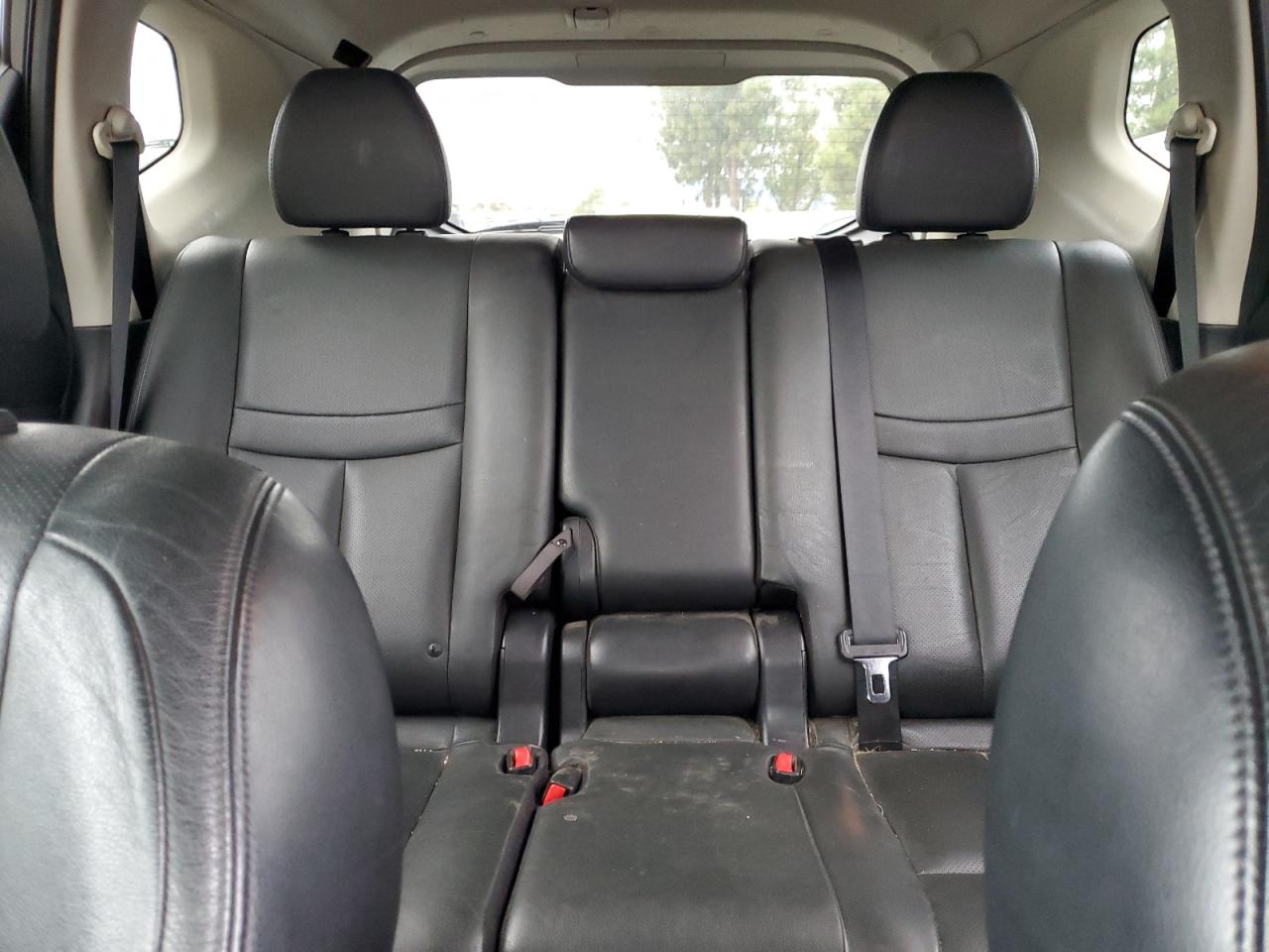 2014 Nissan Rogue - Image 10