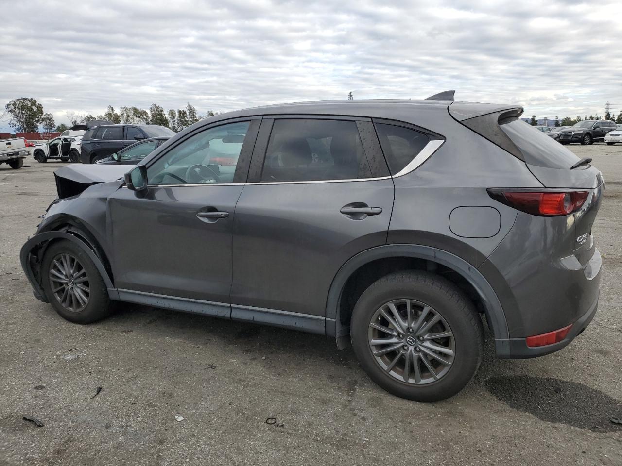 2017 Mazda CX-5 - Image 2