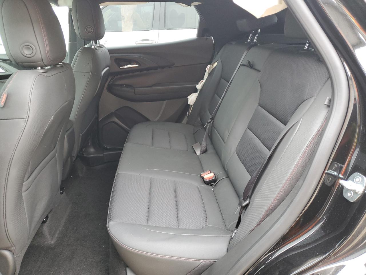 2023 Chevrolet TrailBlazer - Image 11
