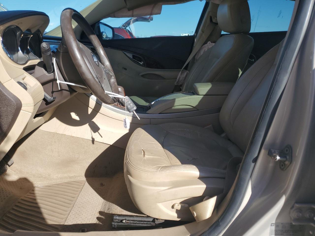 2010 Buick LaCrosse - Image 7