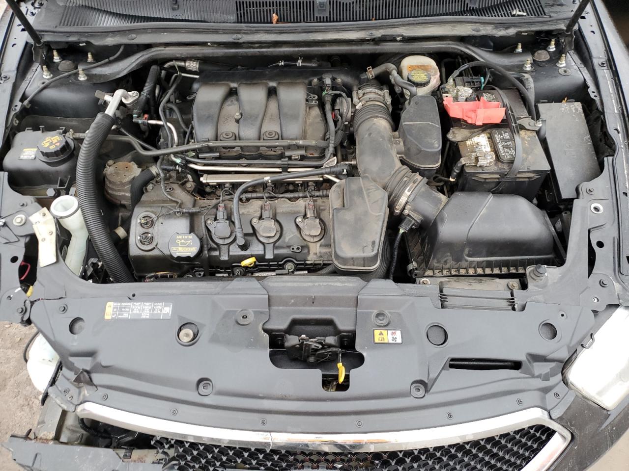 2013 Ford Taurus - Image 12