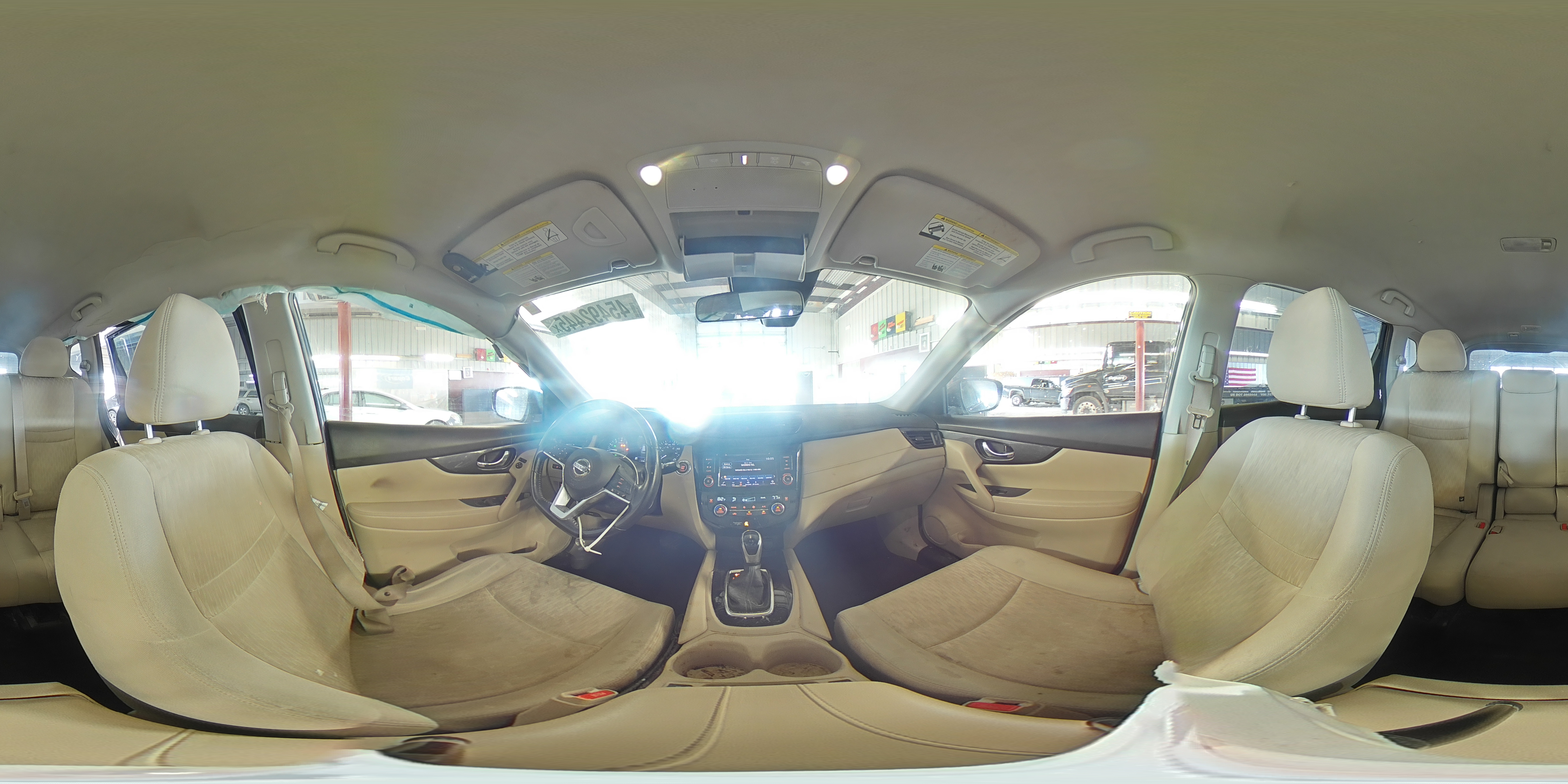 2020 Nissan Rogue - Image 14