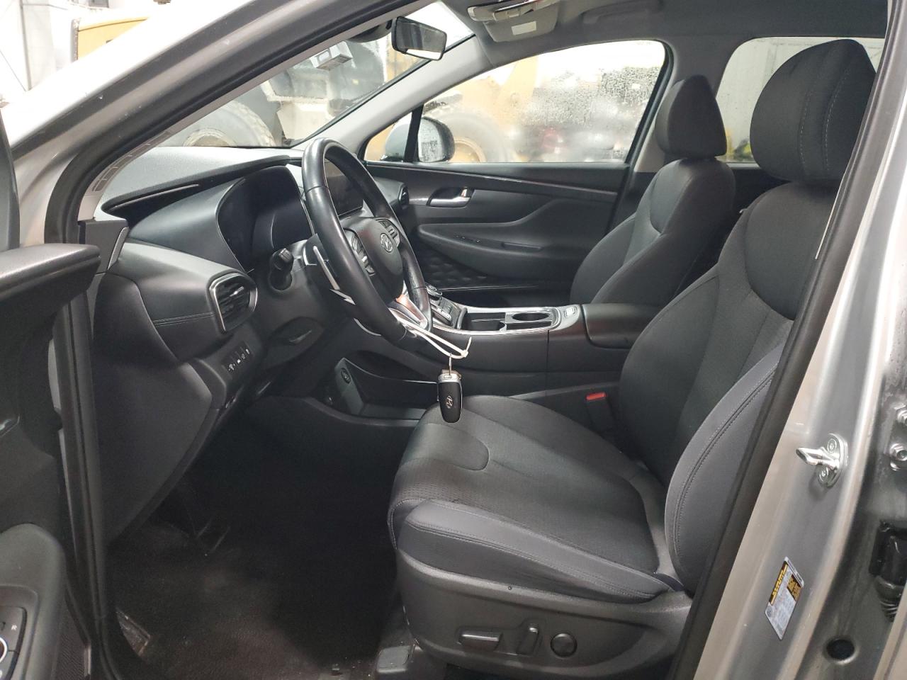 2023 Hyundai Santa Fe - Image 7