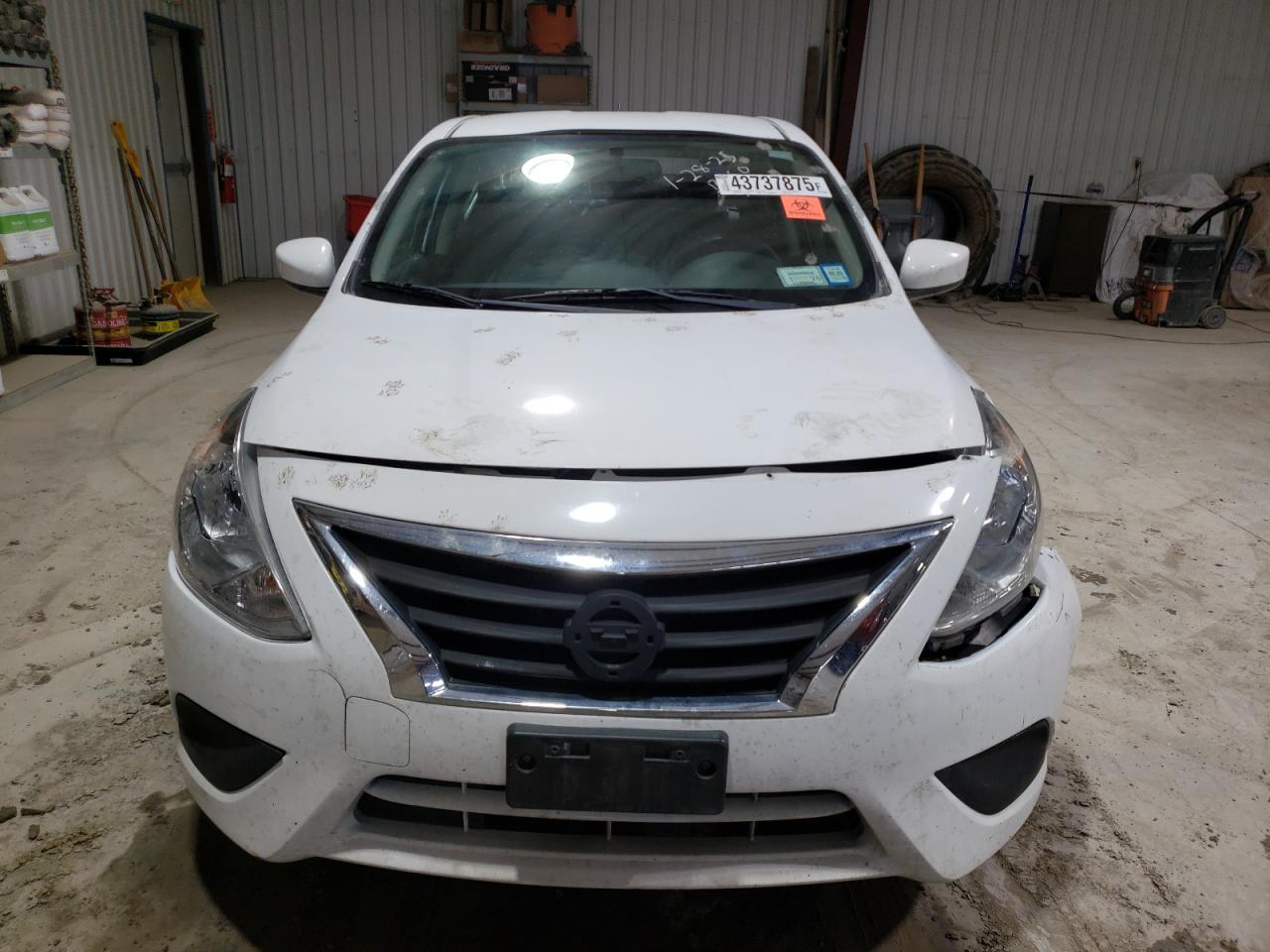 2017 Nissan Versa - Image 5