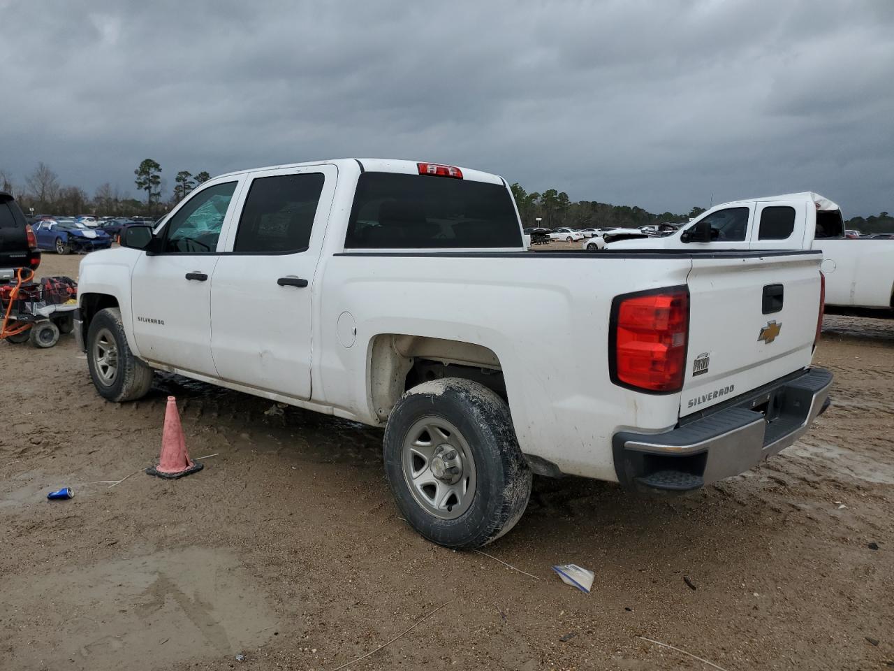 2014 Chevrolet Silverado - Image 2