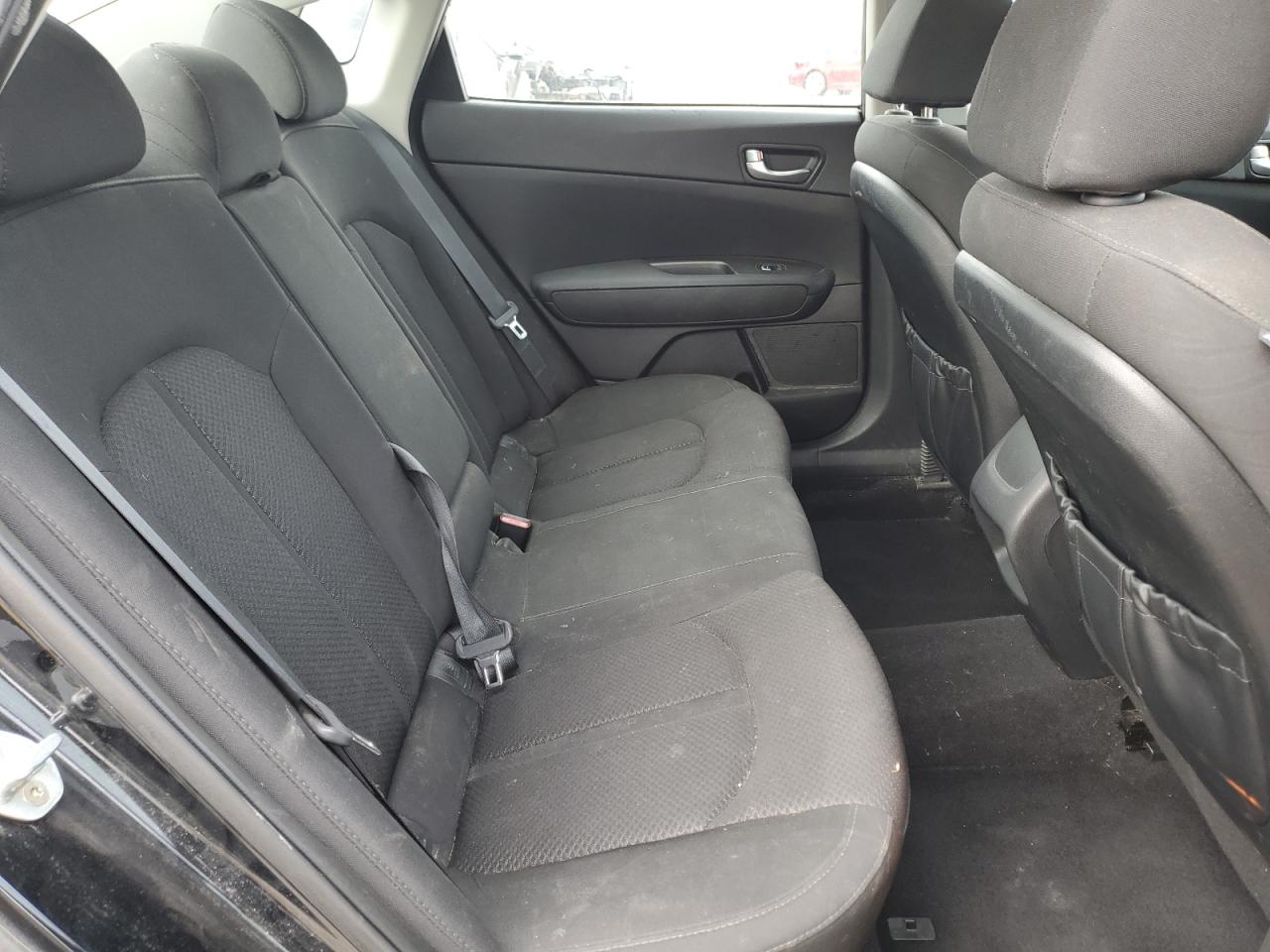 2016 Kia Optima - Image 10