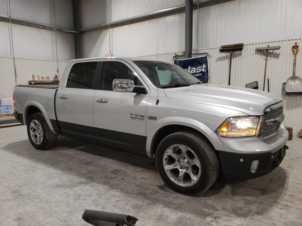 2017 RAM 1500 - Image 4