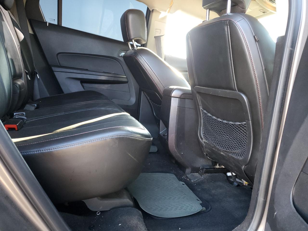 2010 GMC Terrain - Image 10