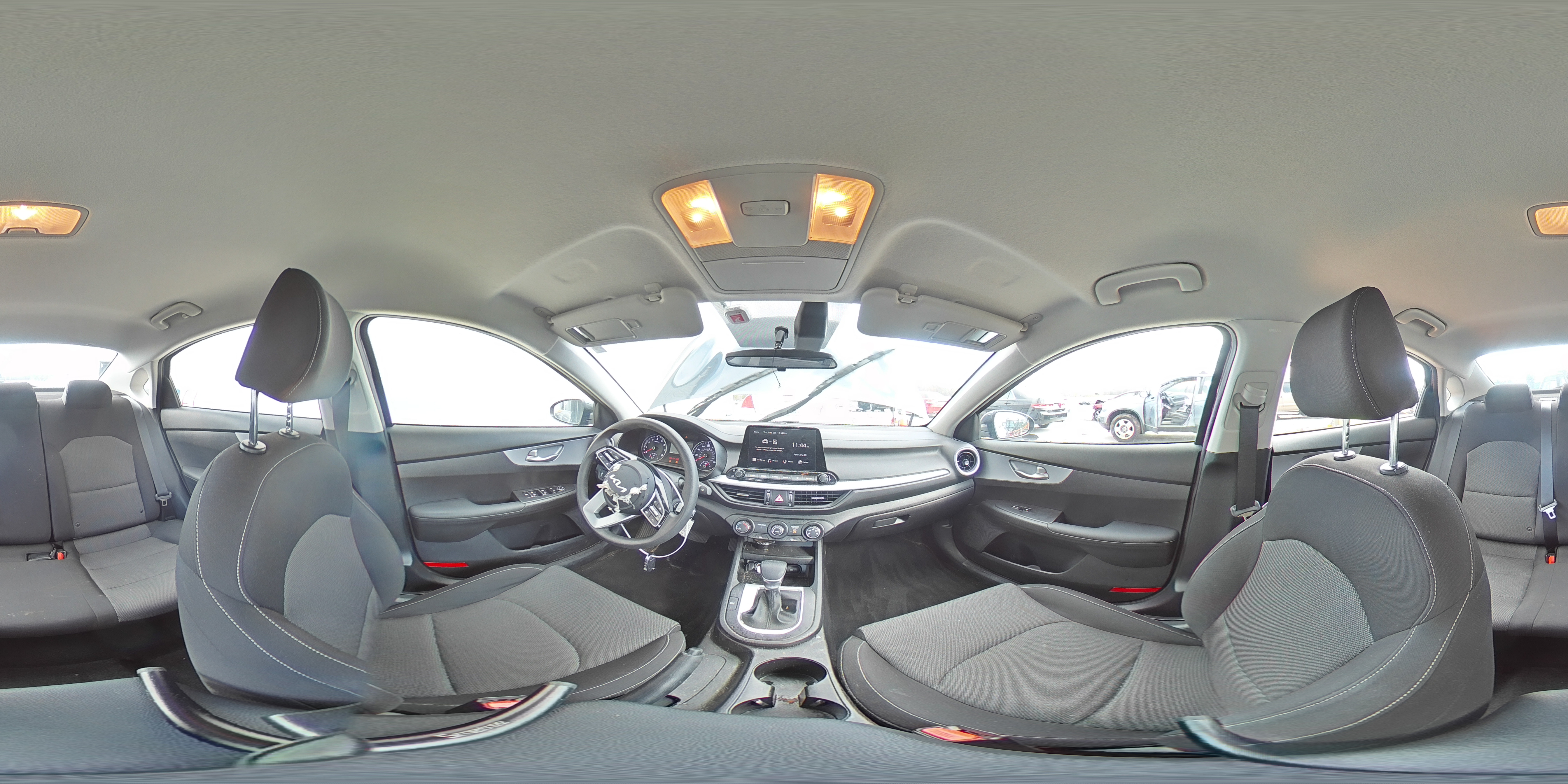 2024 Kia Forte - Image 15
