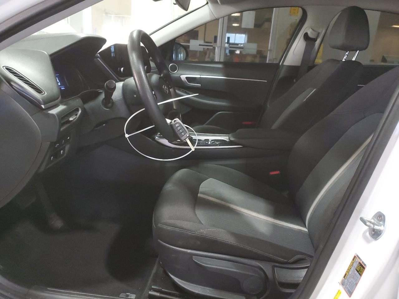 2022 Hyundai Sonata - Image 7