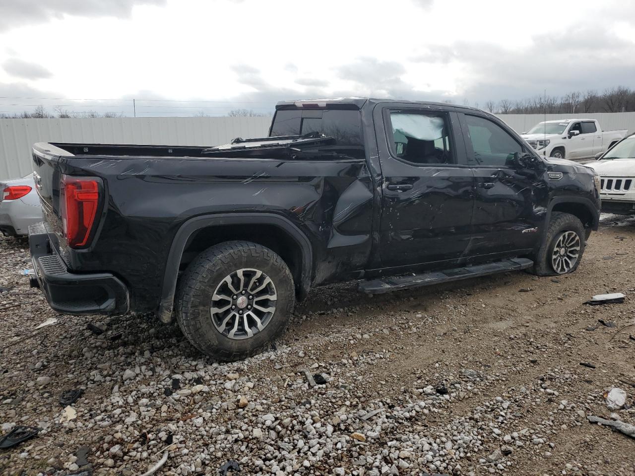 2019 GMC Sierra - Image 3