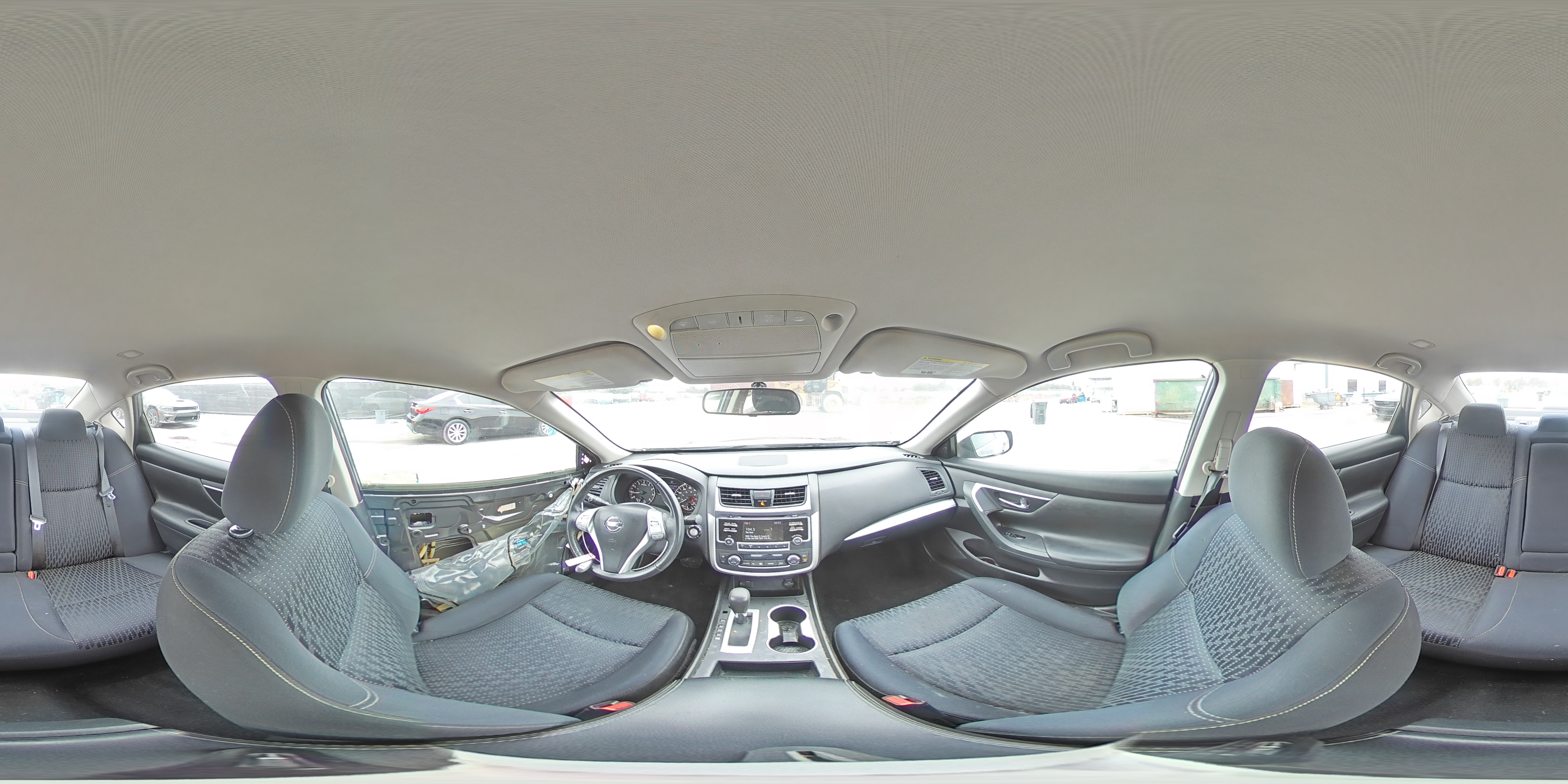 2017 Nissan Altima - Image 15