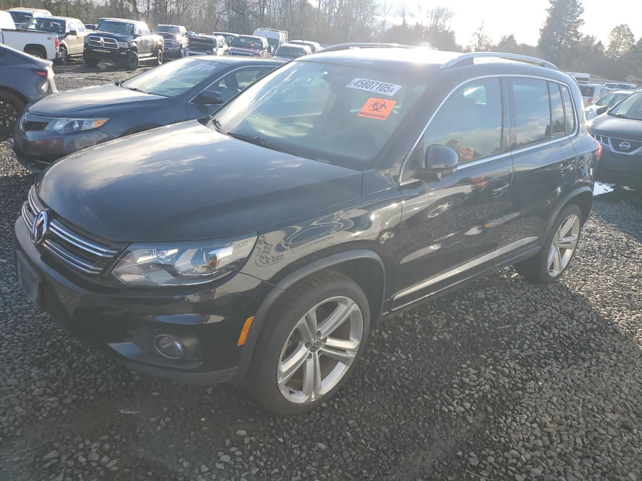 2015 Volkswagen Tiguan - Image 1