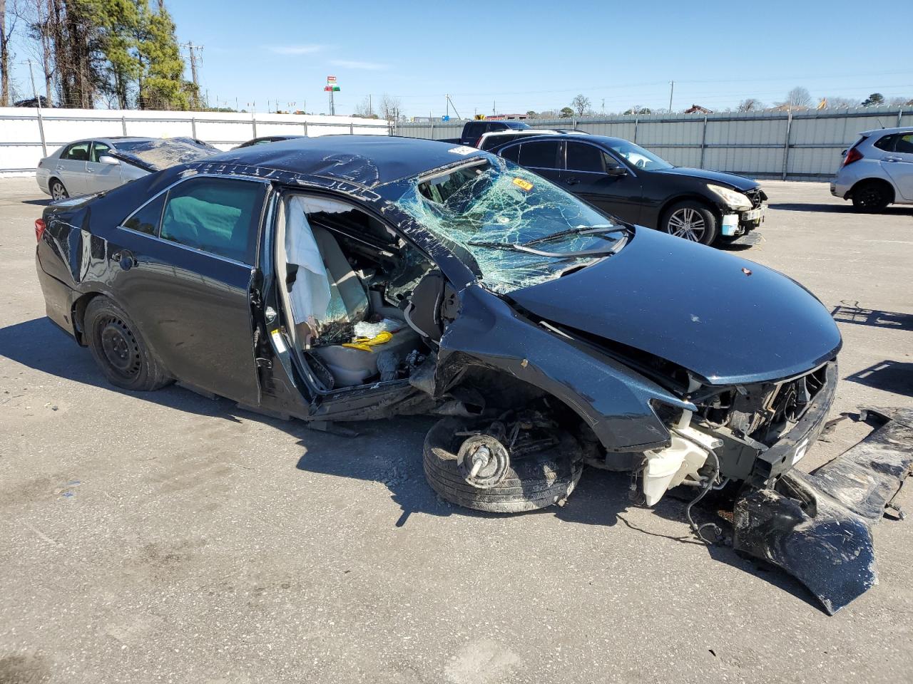 2012 Toyota Camry - Image 4