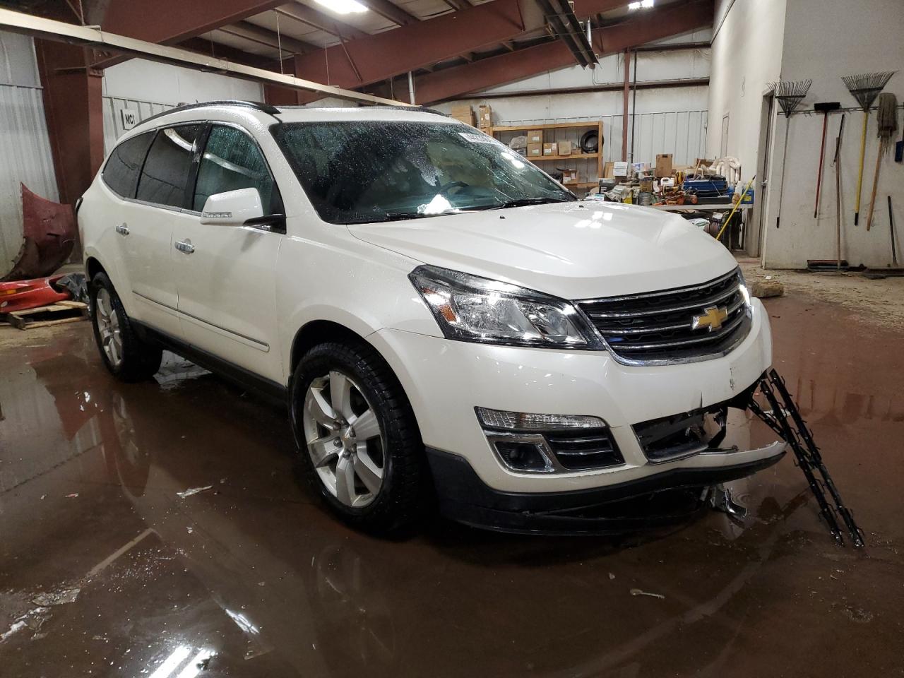 2014 Chevrolet Traverse - Image 4