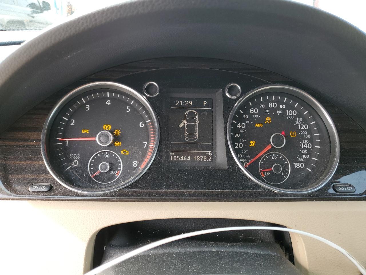 2017 Volkswagen Passat CC - Image 9