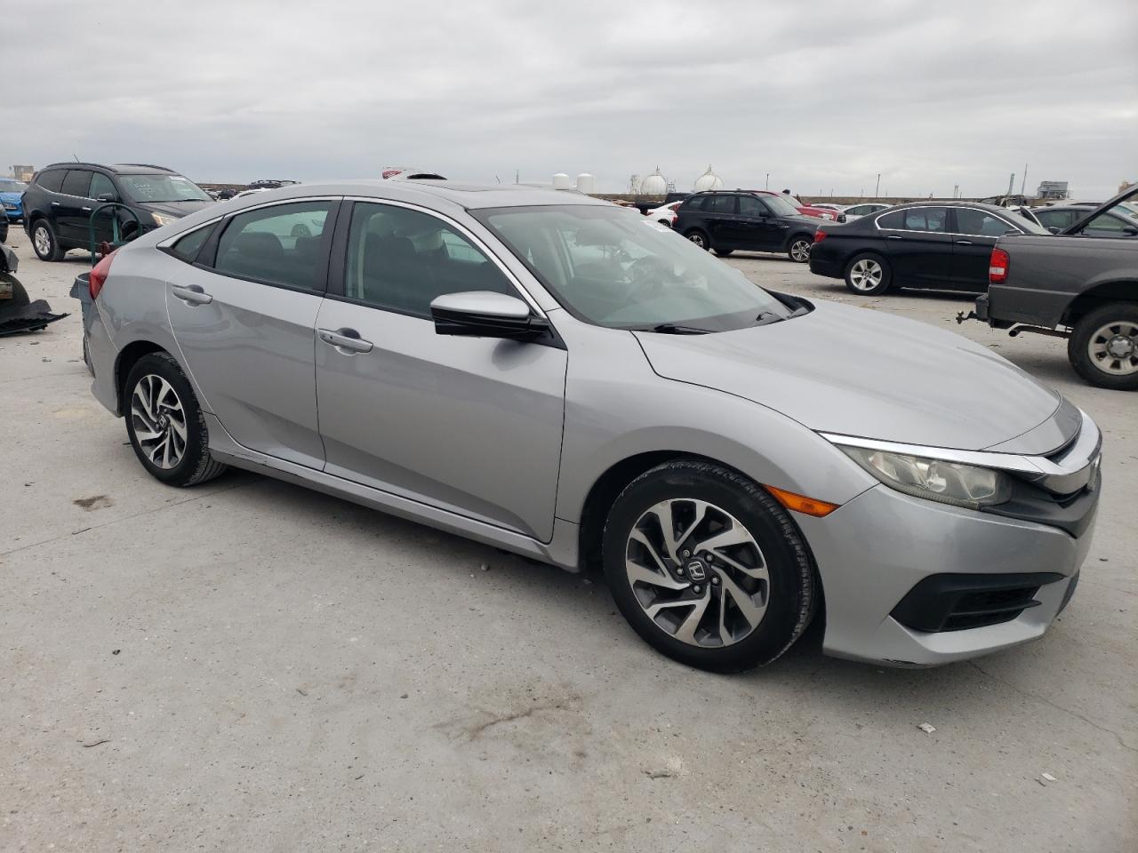 2016 Honda Civic - Image 4