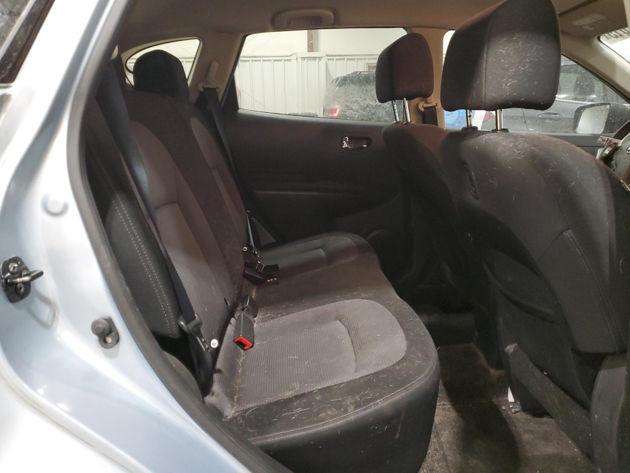 2011 Nissan Rogue - Image 11