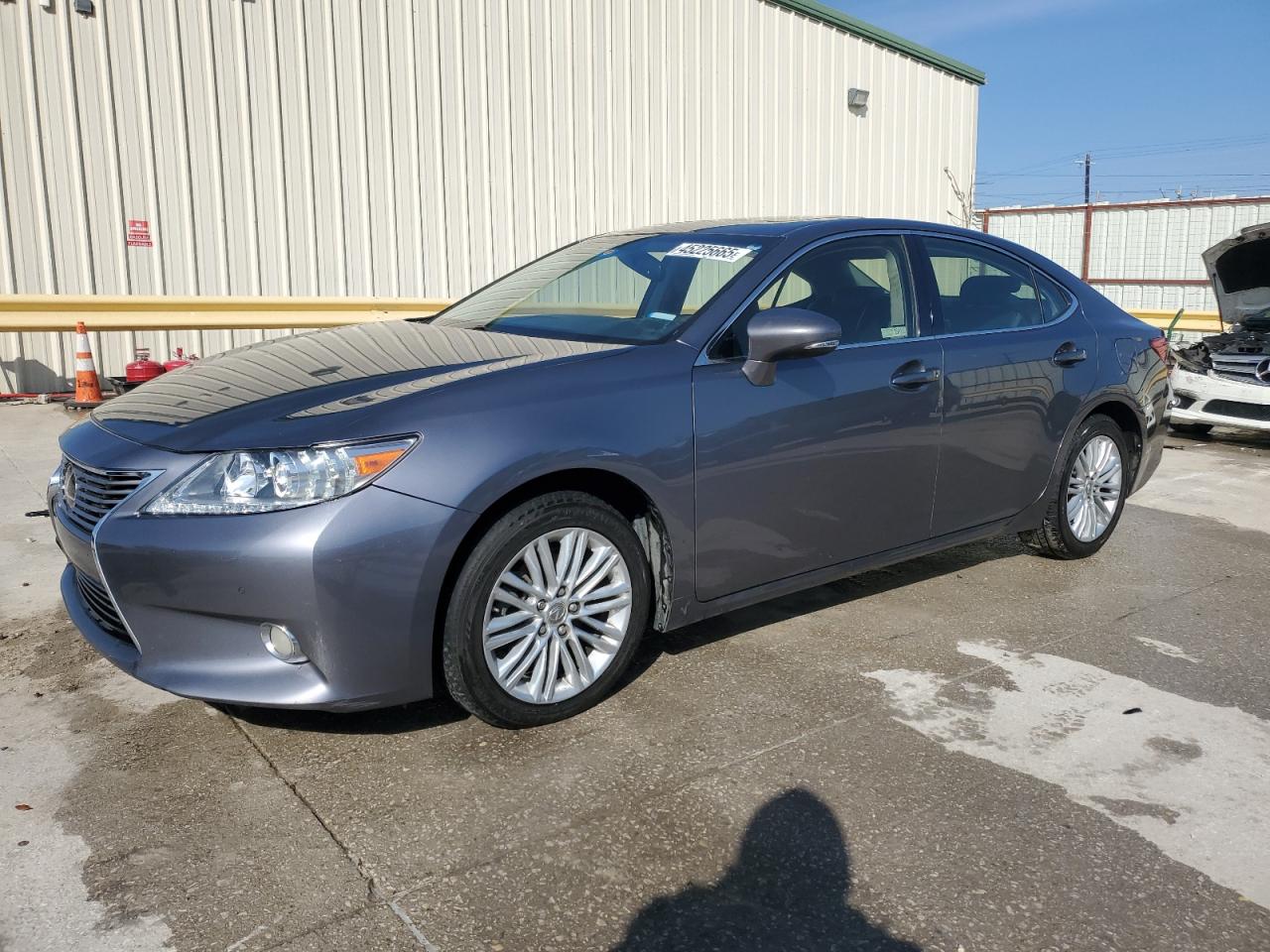 2013 Lexus ES - Image 1