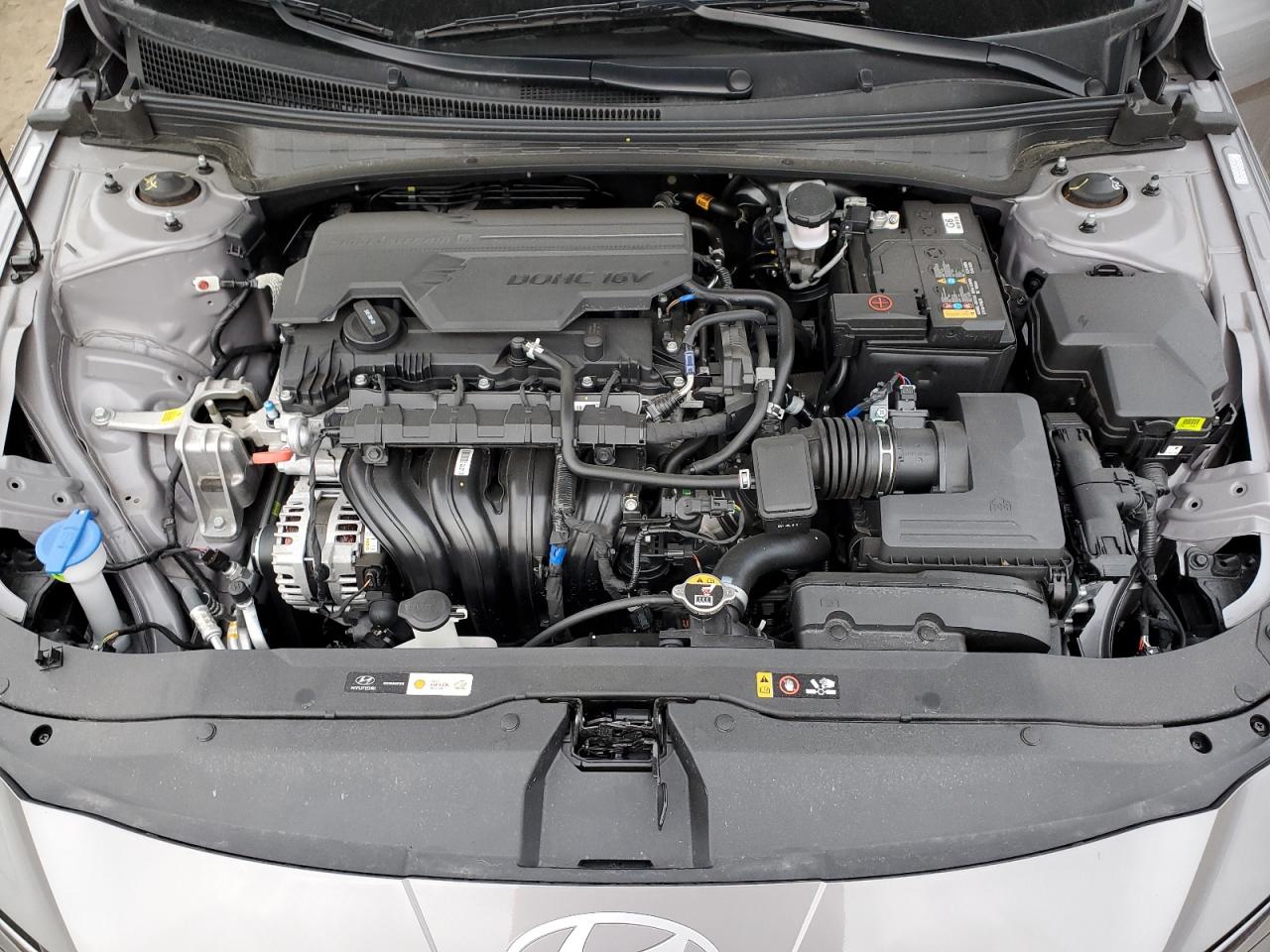 2024 Hyundai Elantra - Image 11