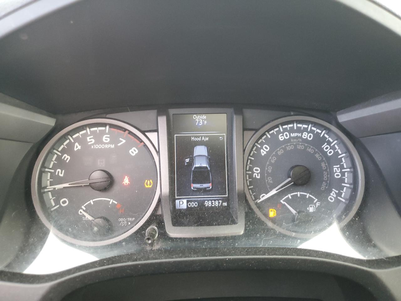 2016 Toyota Tacoma - Image 9