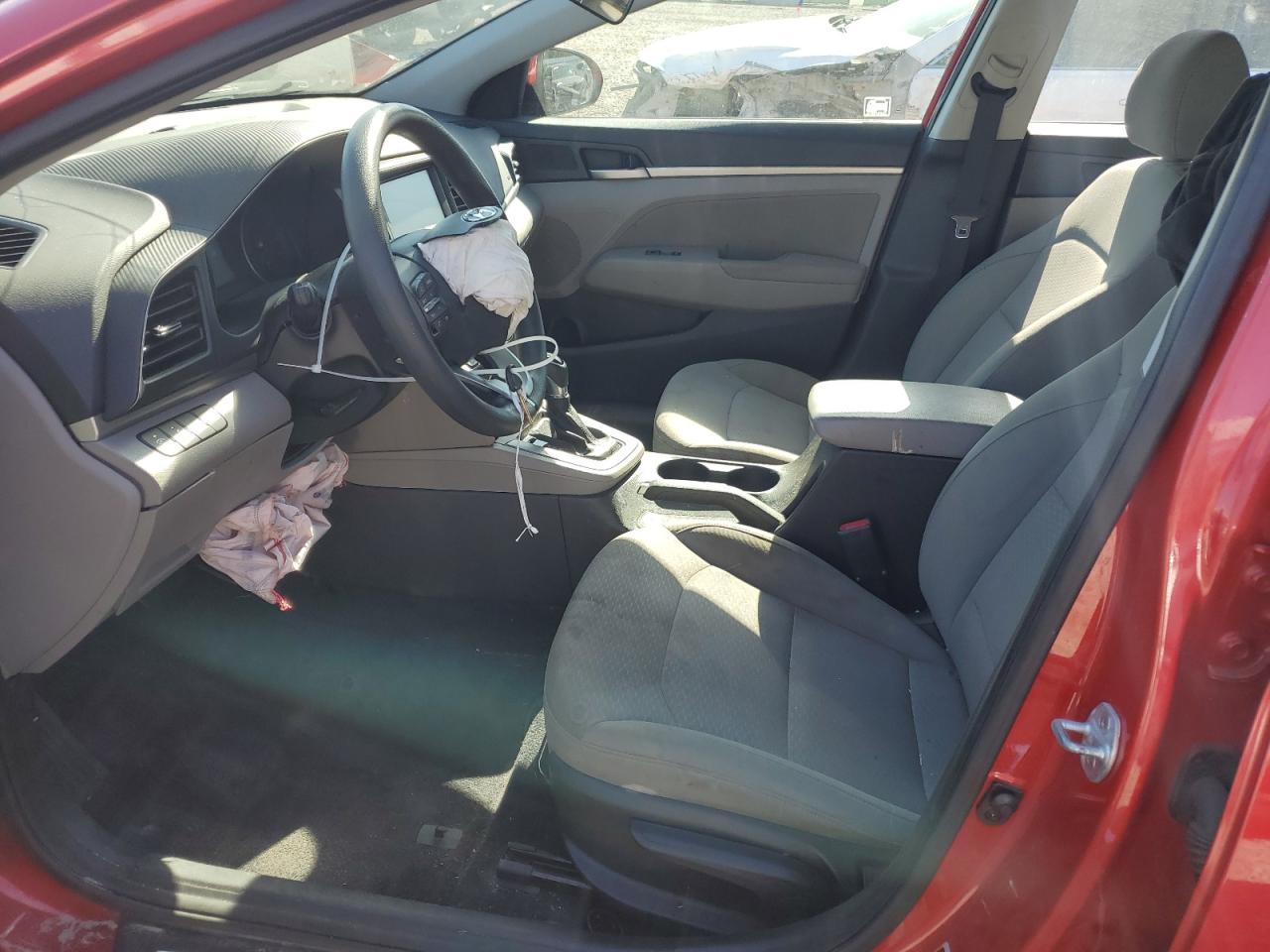 2020 Hyundai Elantra - Image 7