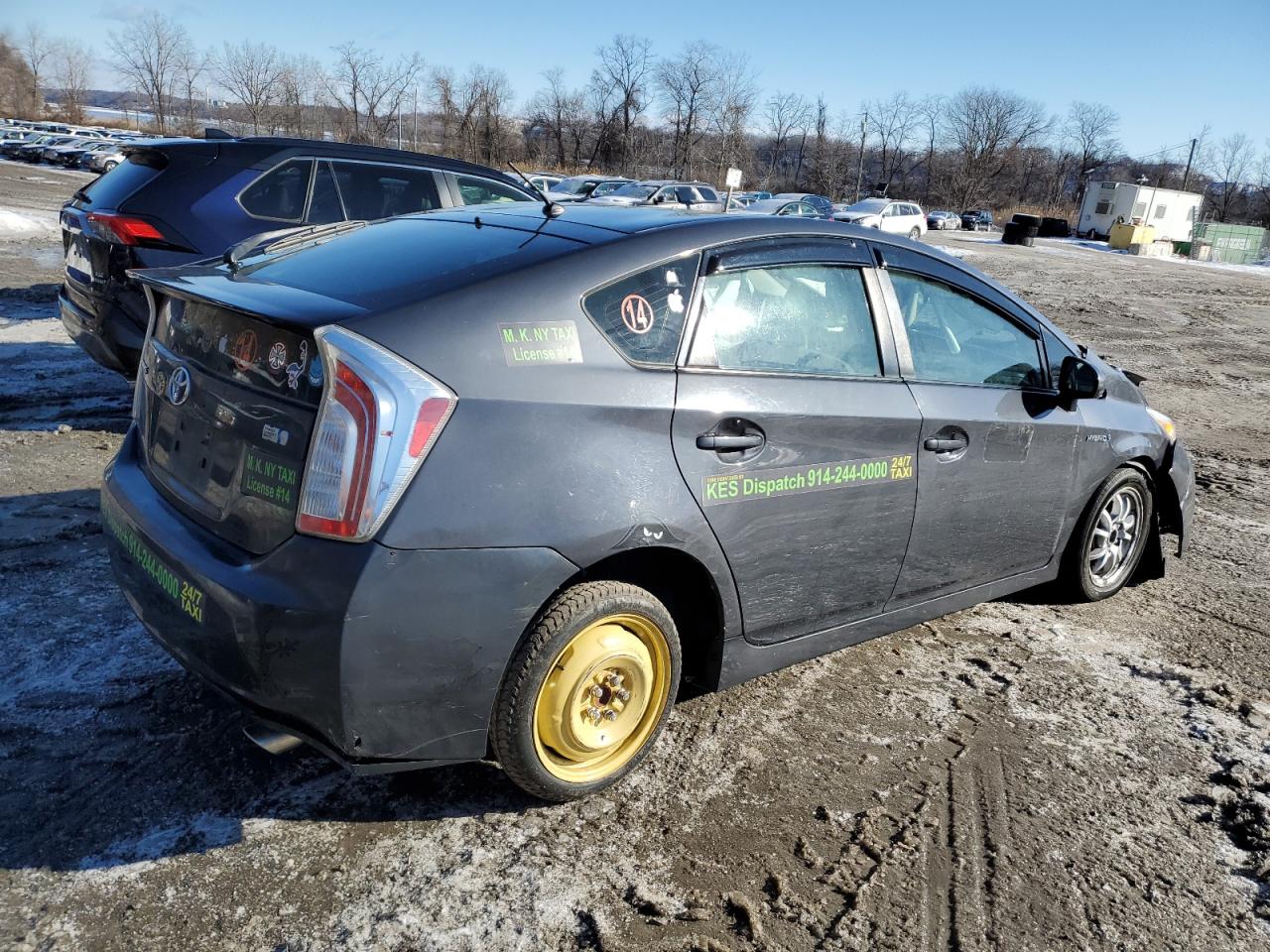 2014 Toyota Prius - Image 3