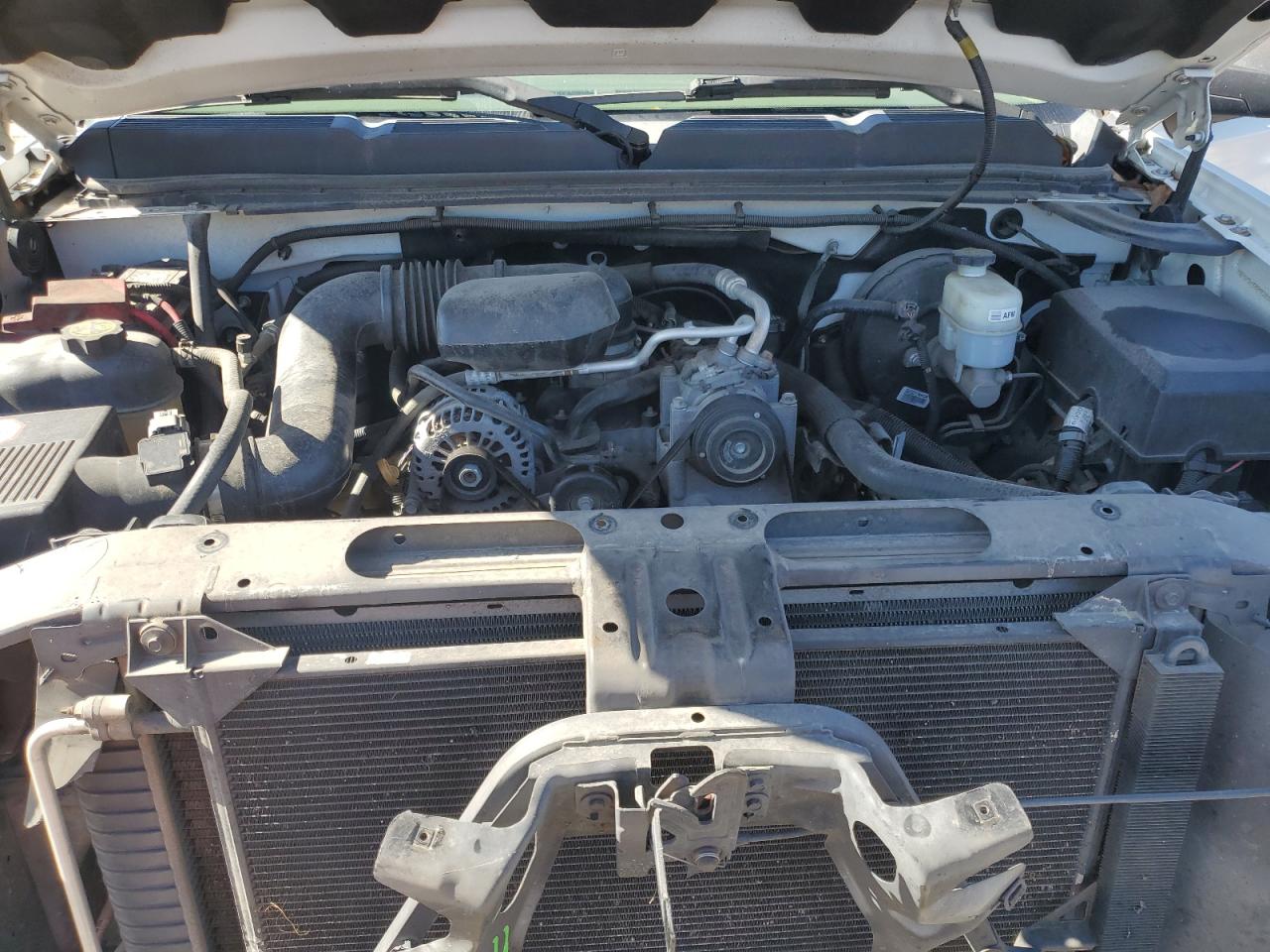 2013 Chevrolet Silverado - Image 11