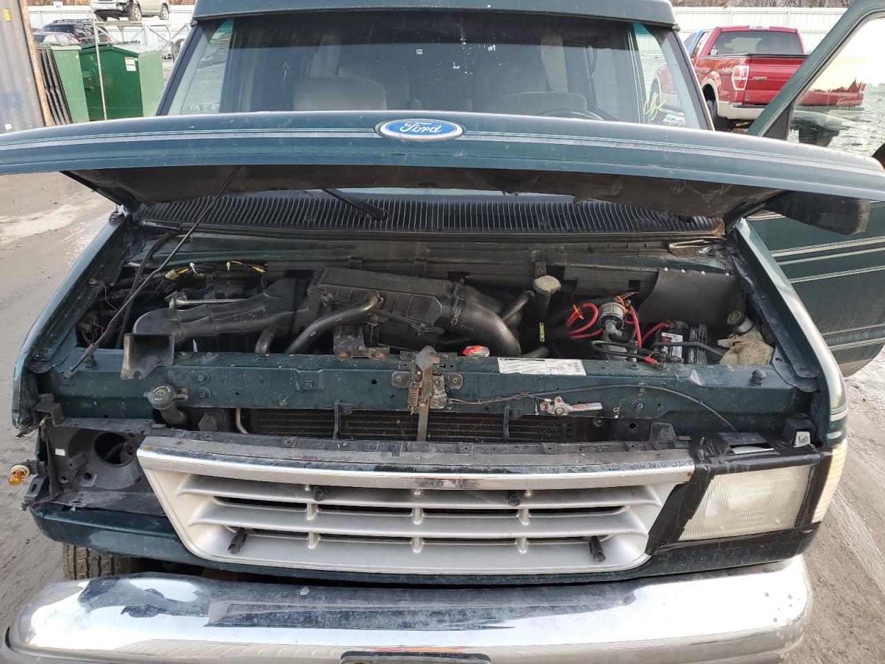 1994 Ford Econoline - Image 12