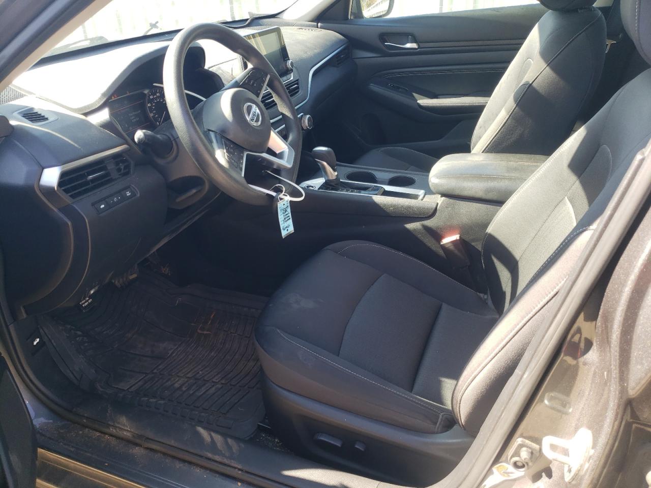 2019 Nissan Altima - Image 7