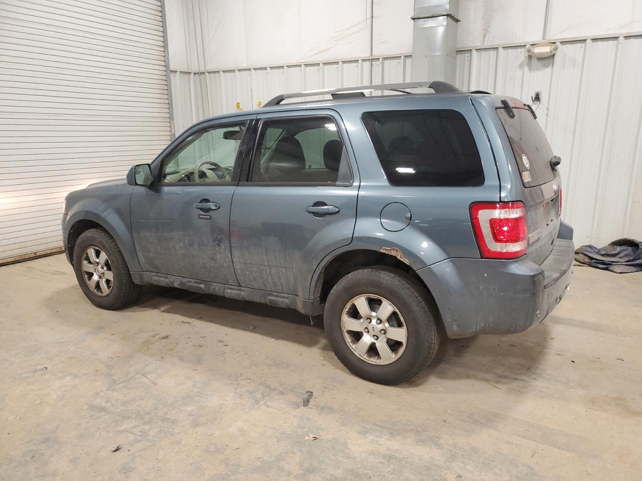 2010 Ford Escape - Image 2