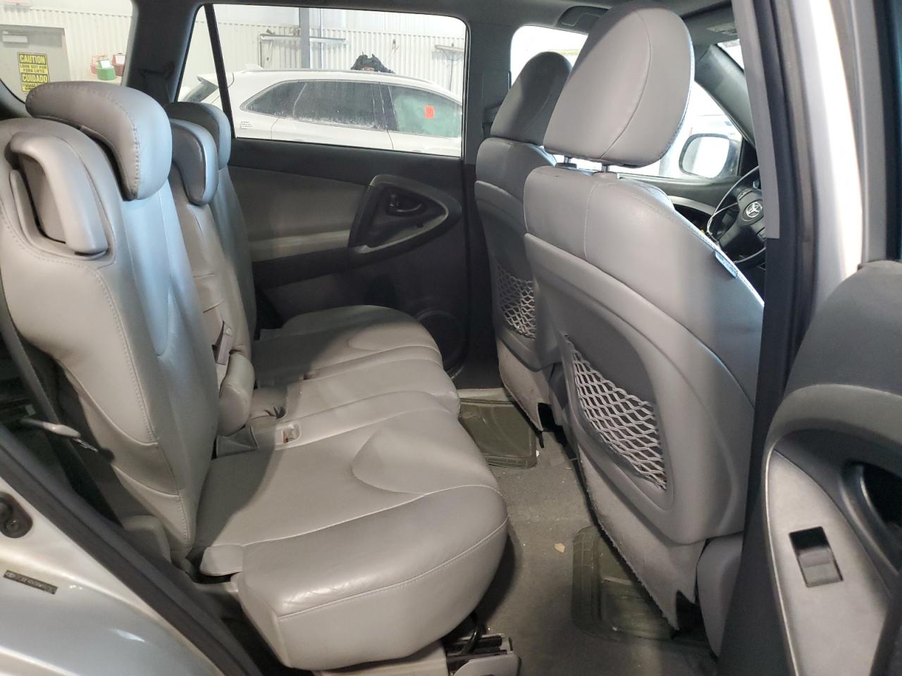 2011 Toyota RAV 4 - Image 11