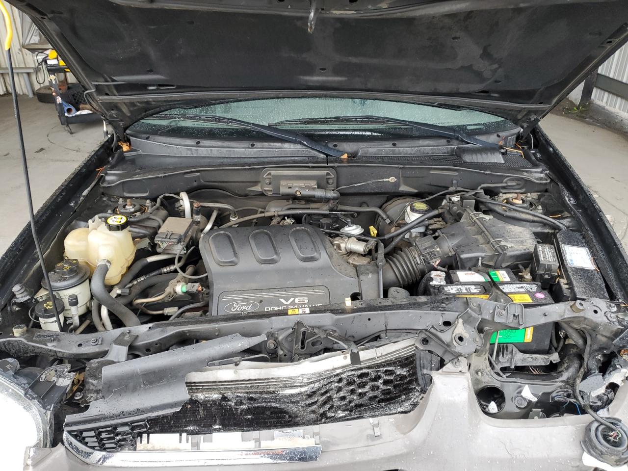 2002 Ford Escape - Image 12