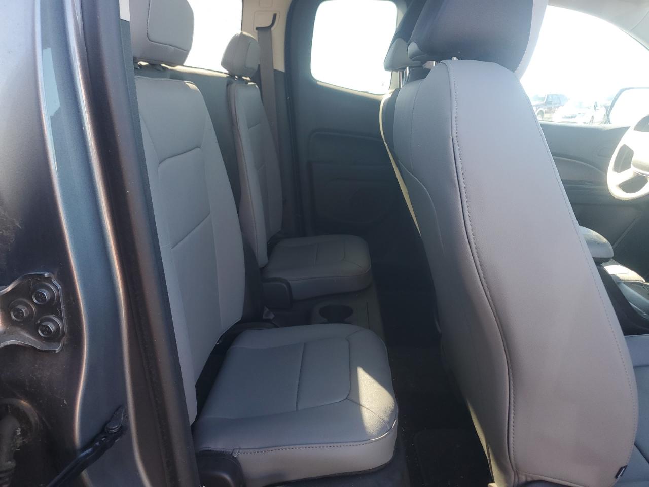 2018 GMC Canyon - Image 10