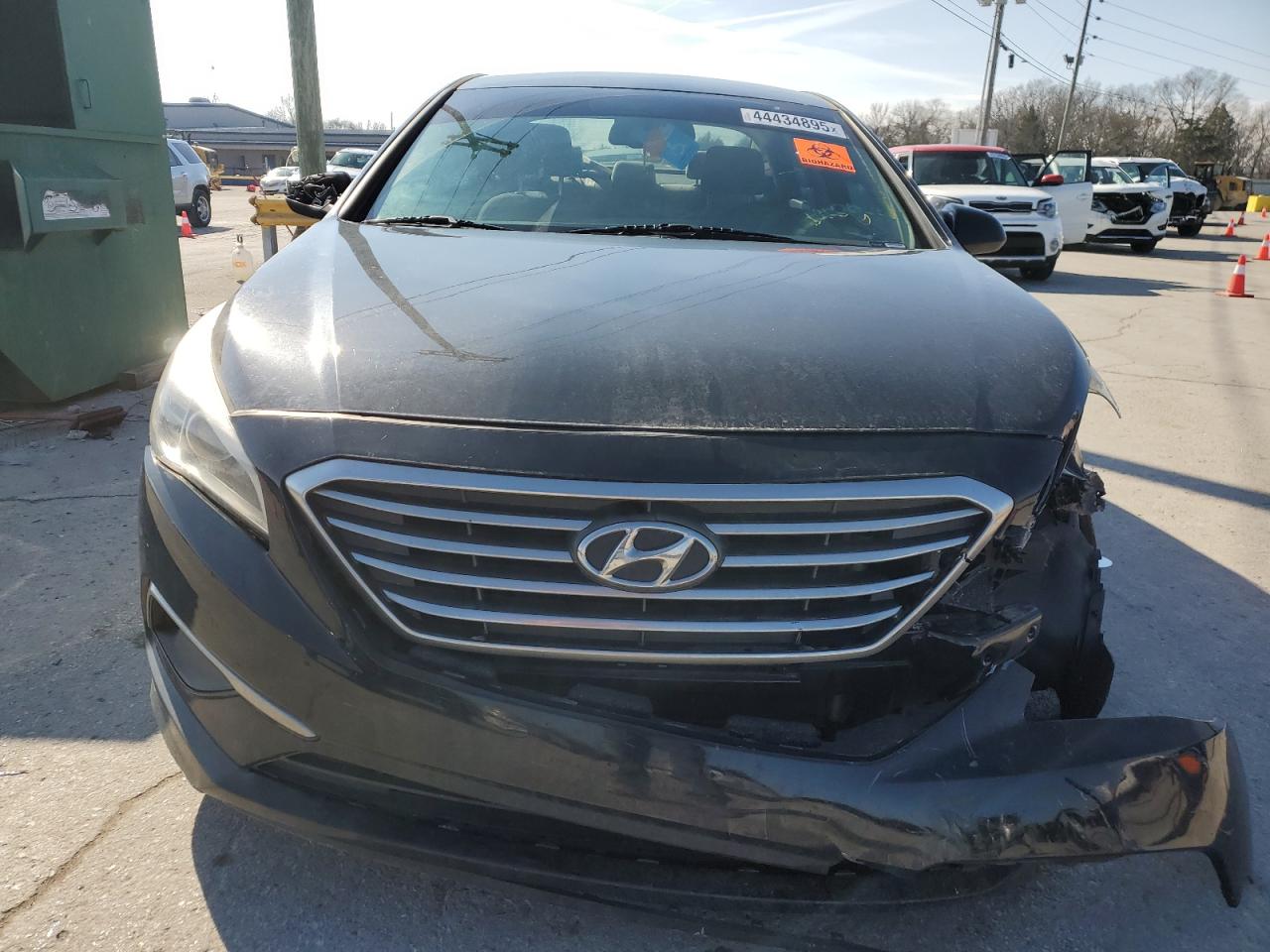 2016 Hyundai Sonata - Image 5