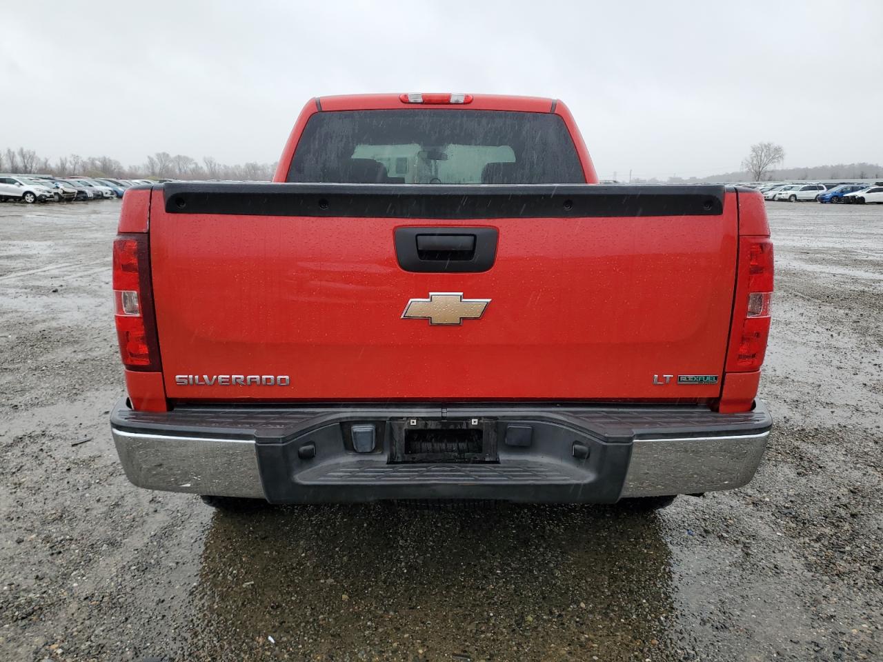 2011 Chevrolet Silverado - Image 6