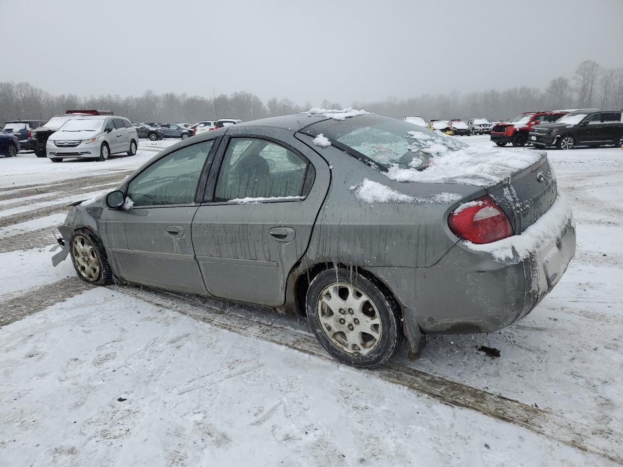 2005 Dodge Neon - Image 2