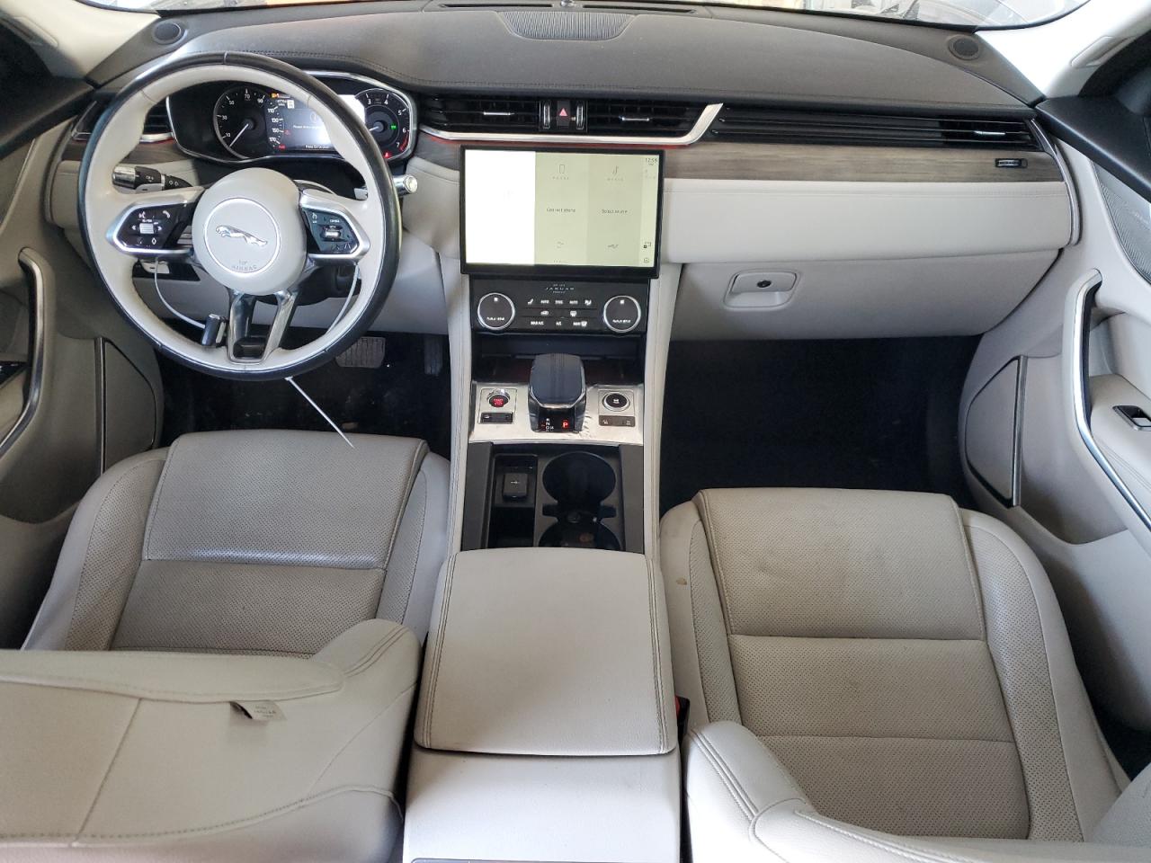 2021 Jaguar F-Pace - Image 8