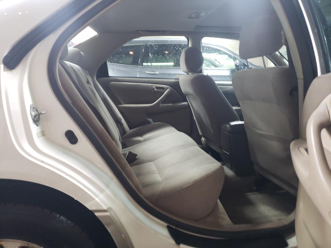 1999 Toyota Camry - Image 10