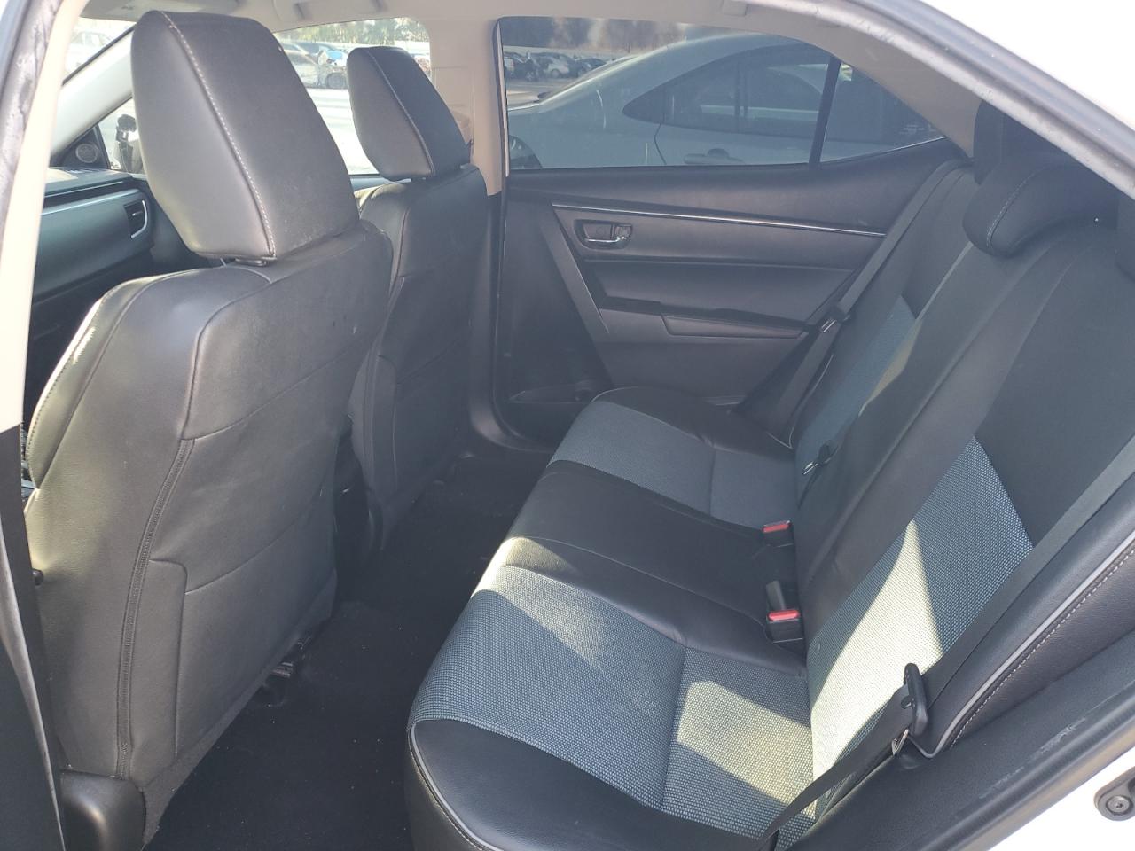 2014 Toyota Corolla - Image 10