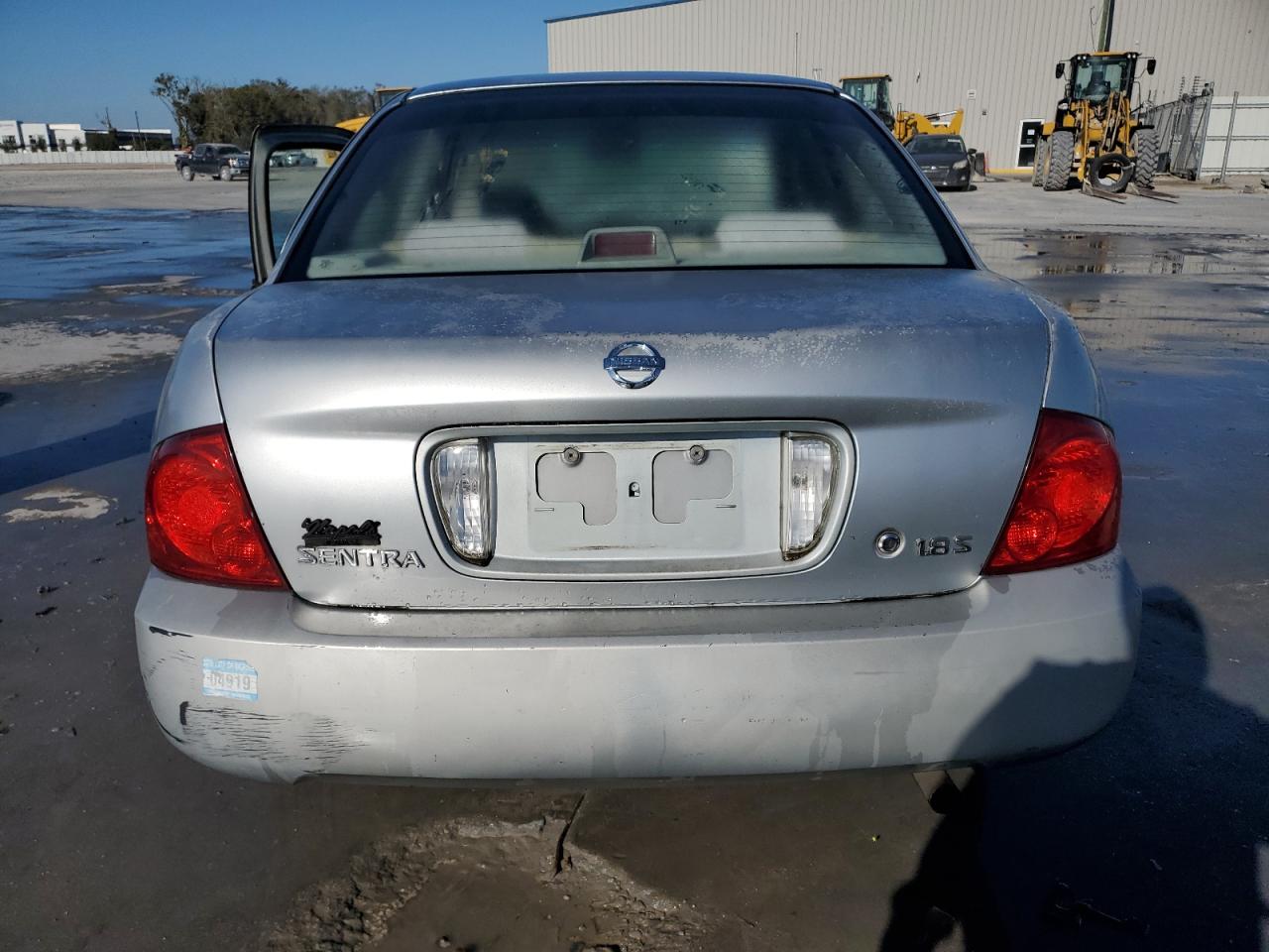 2004 Nissan Sentra - Image 6