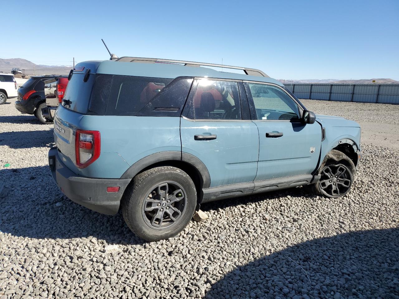 2023 Ford Bronco - Image 3