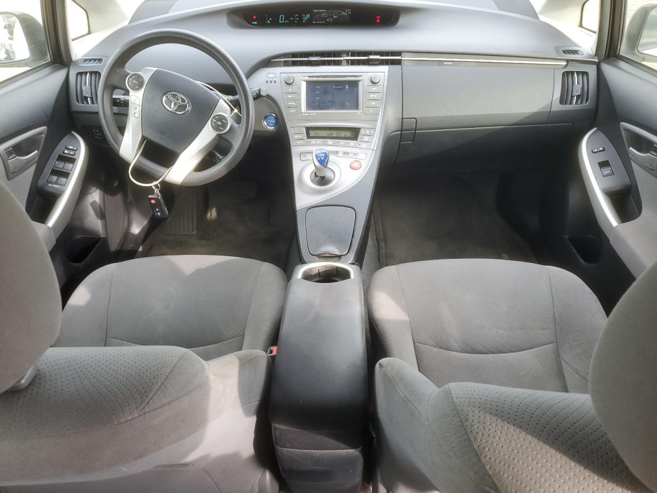 2014 Toyota Prius - Image 8