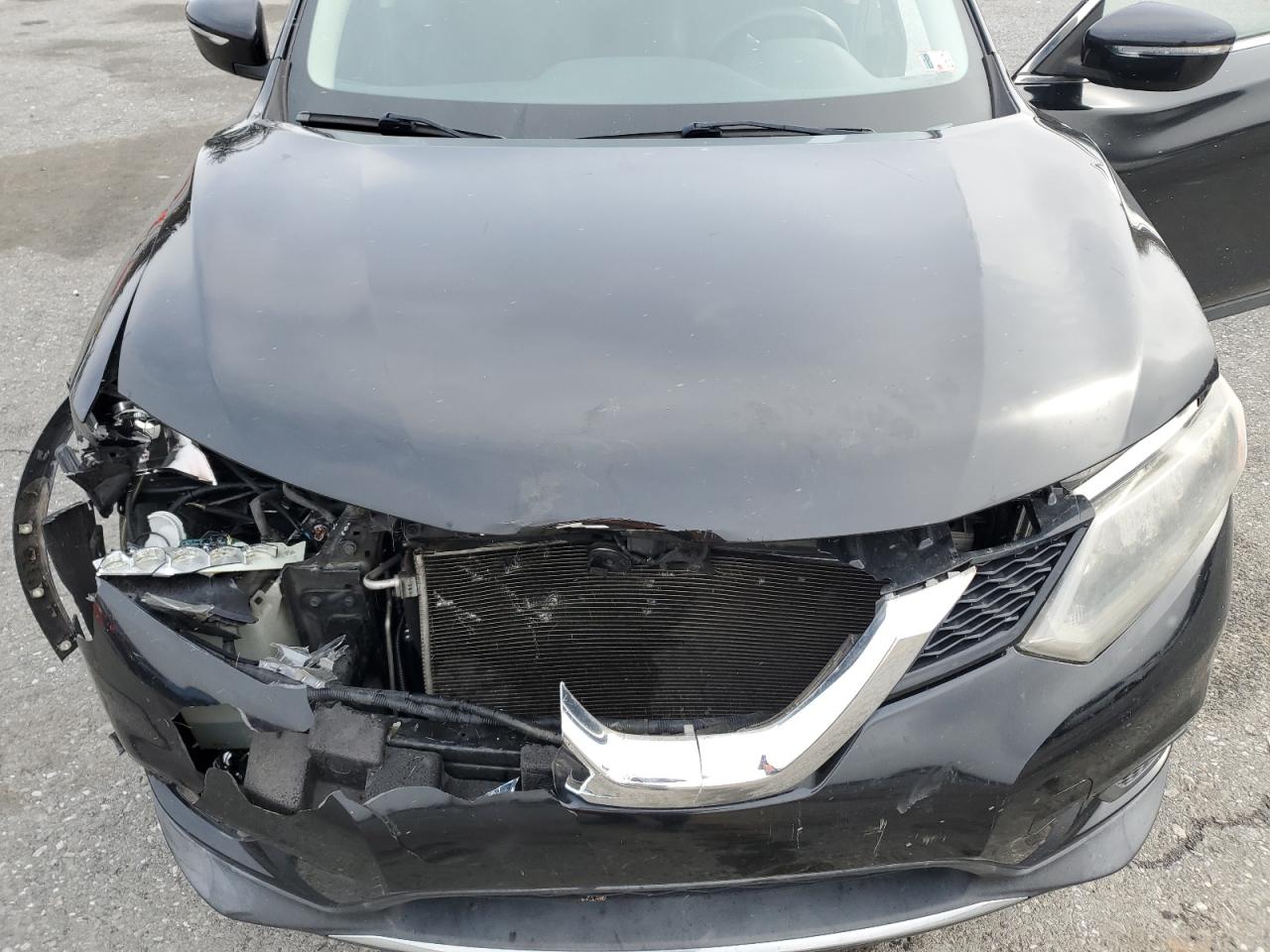 2015 Nissan Rogue - Image 14