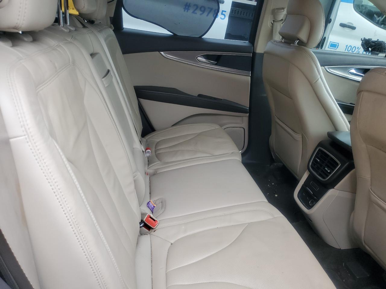 2017 Lincoln MKX - Image 11