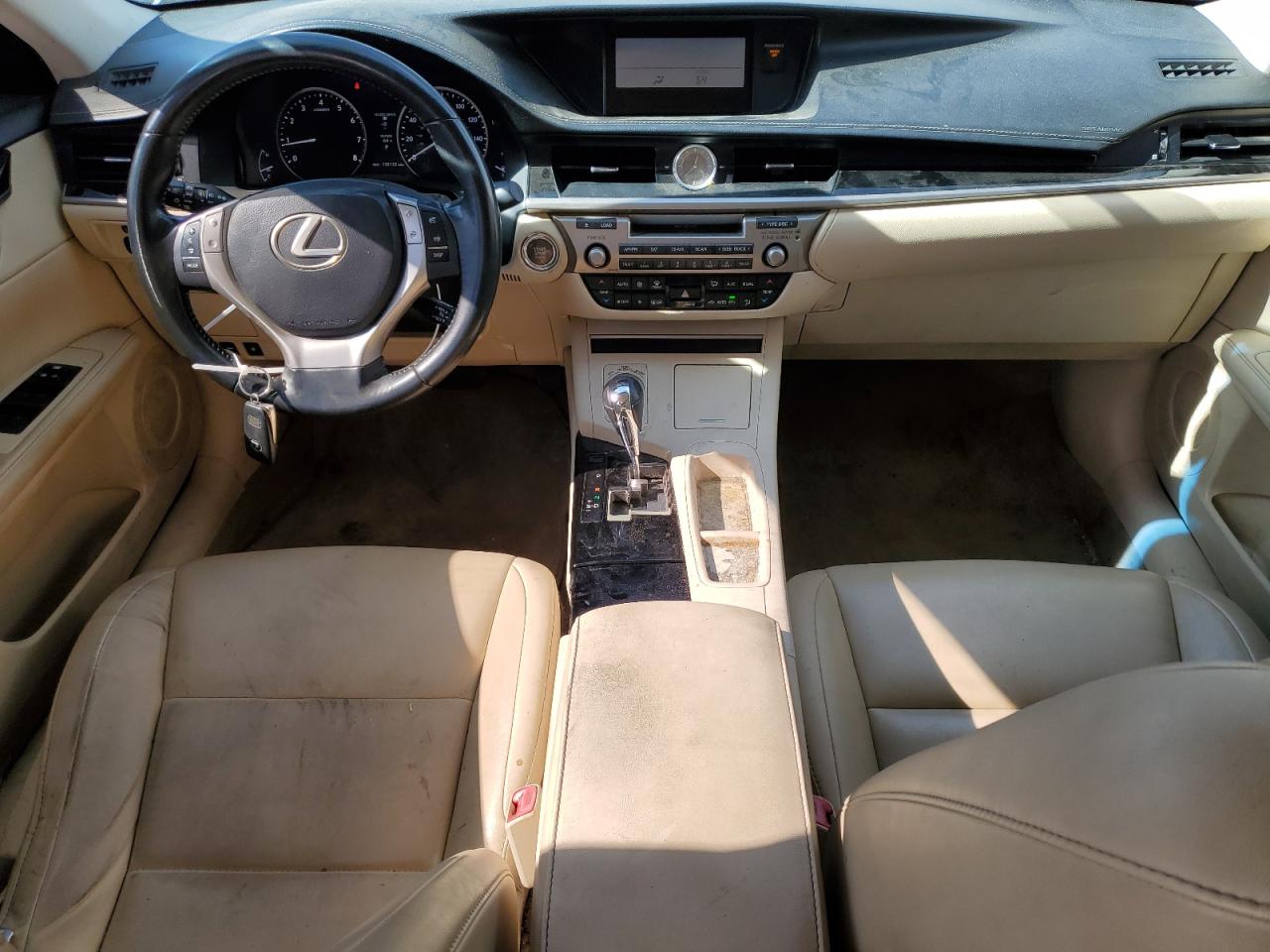 2014 Lexus ES - Image 8