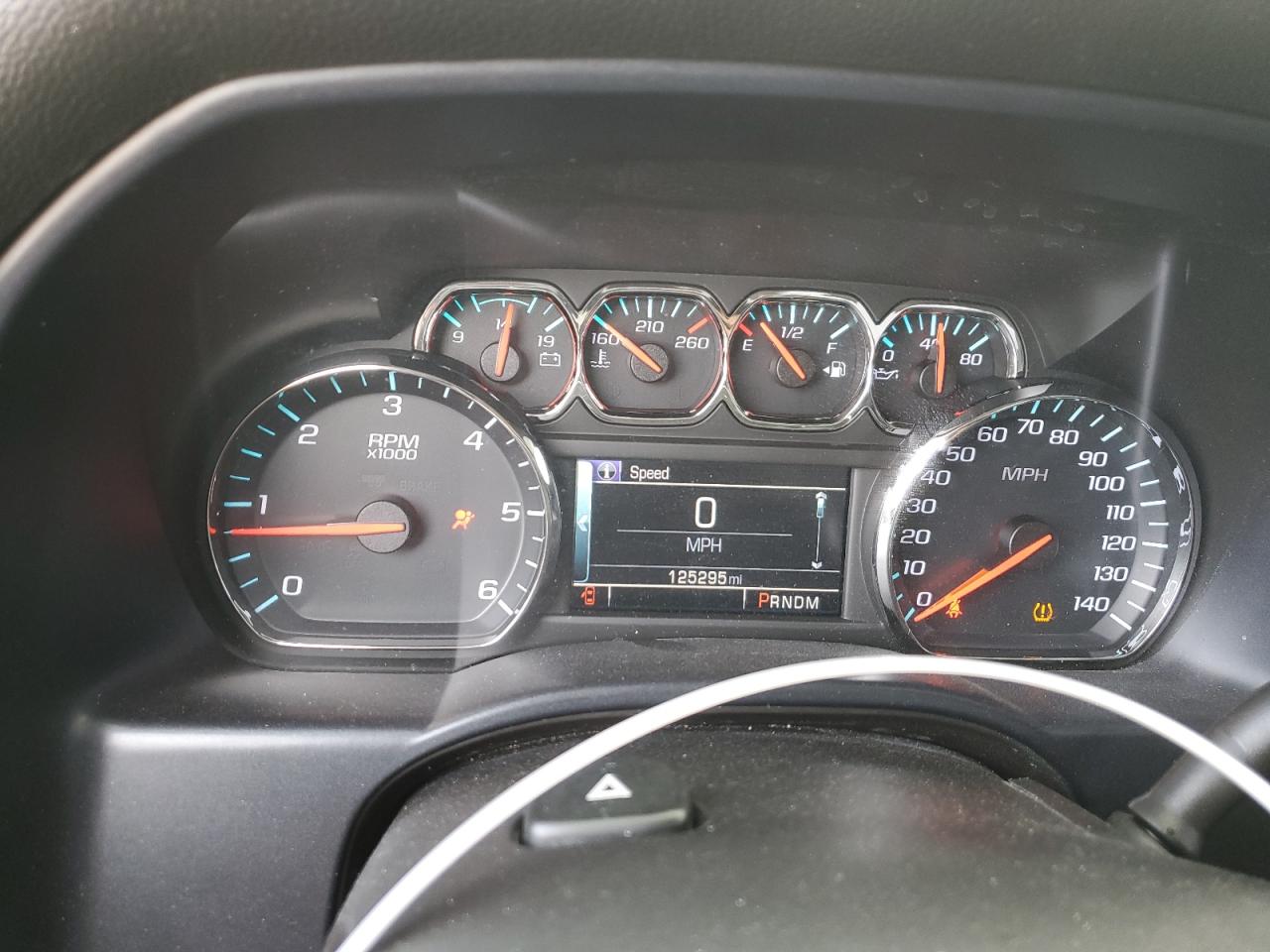 2014 Chevrolet Silverado - Image 9