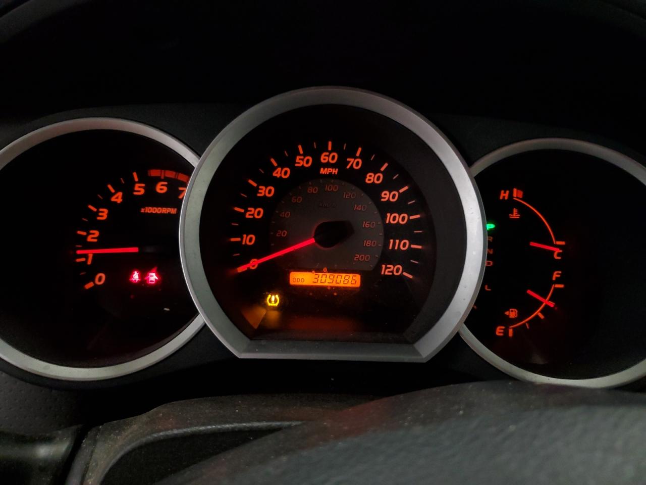 2007 Toyota Tacoma - Image 9