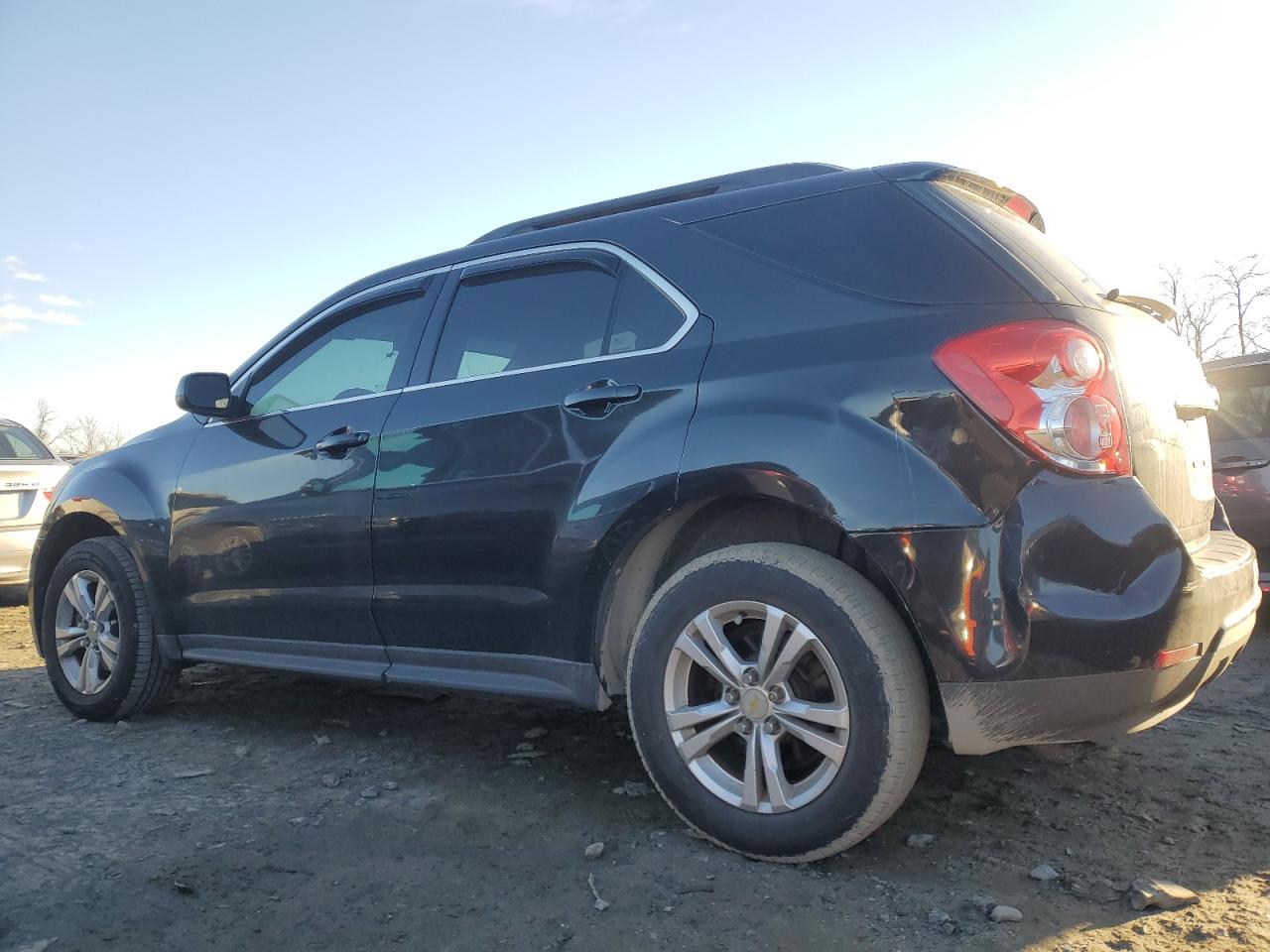 2011 Chevrolet Equinox - Image 2
