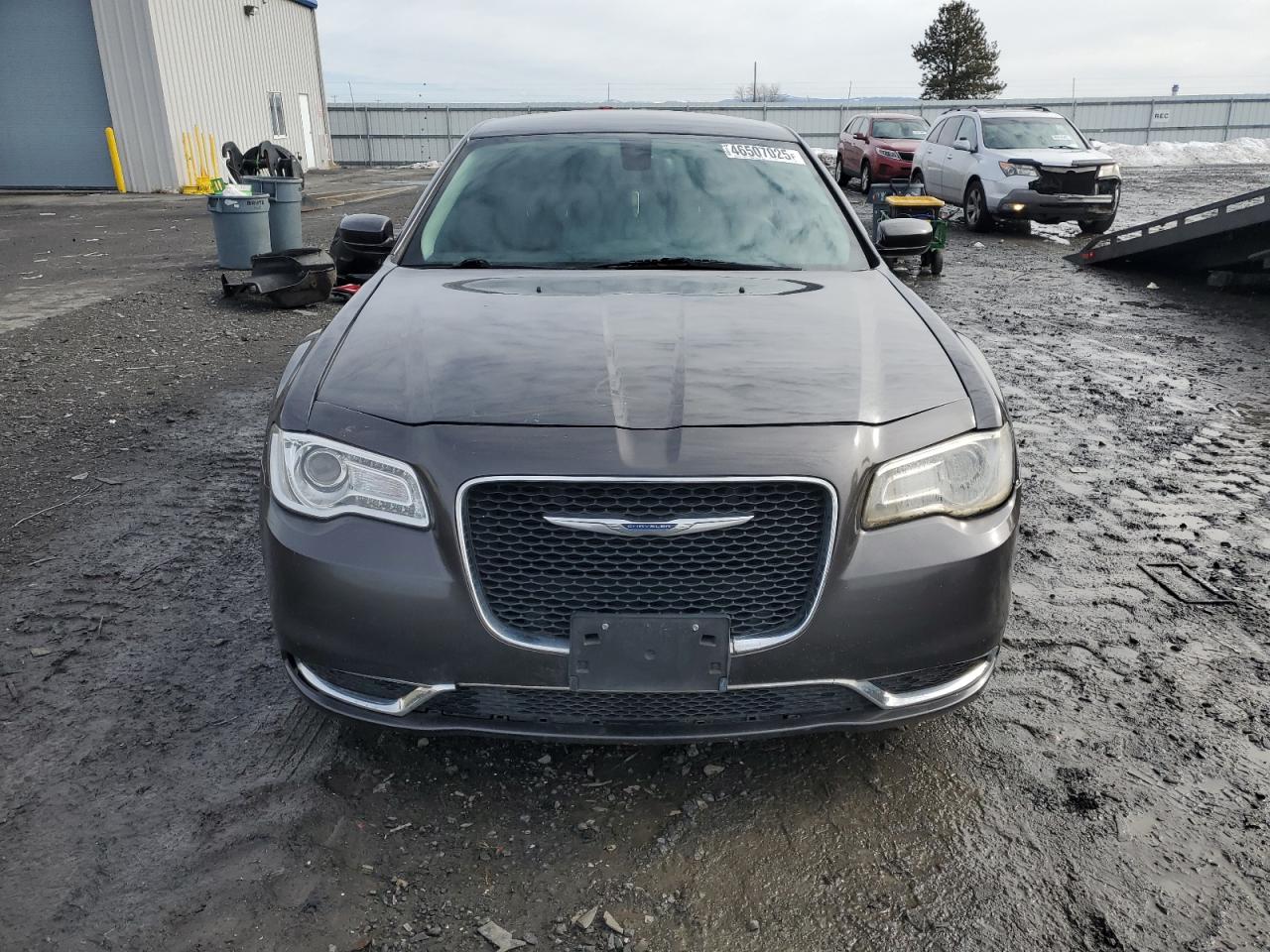 2016 Chrysler 300 - Image 5